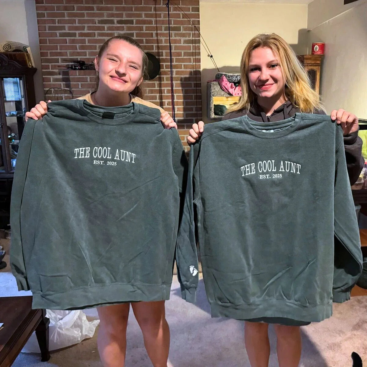 The Cool Aunt Sweatshirt with Custom Est Year, Personalized Gift for Aunt with Embroidered