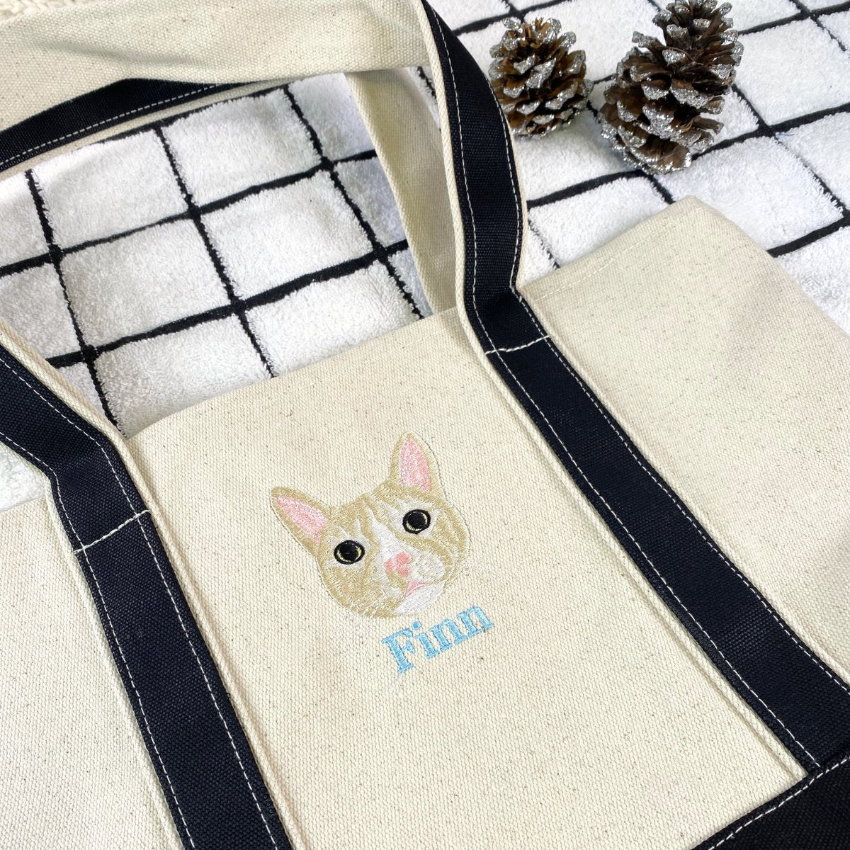 Cat Lover Twin Pack: Embroidered Sweatshirt & Tote Bag