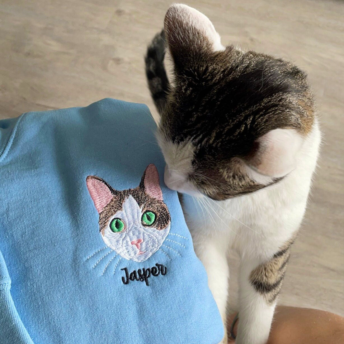 Pet Cat Lover’s Essentials: Sweatshirt & Tote Bag Pair